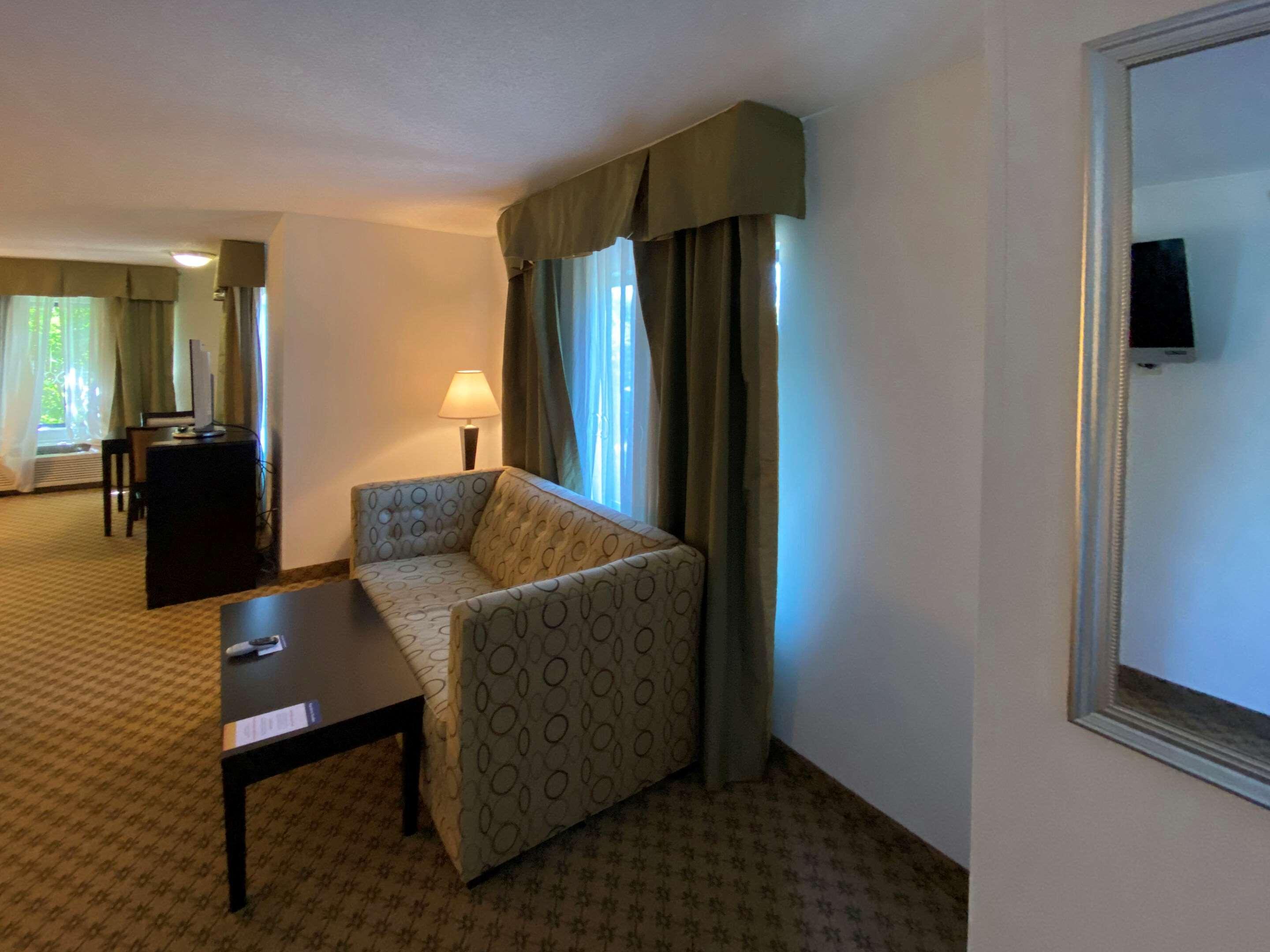 Comfort Inn & Suites Chestertown Exteriör bild