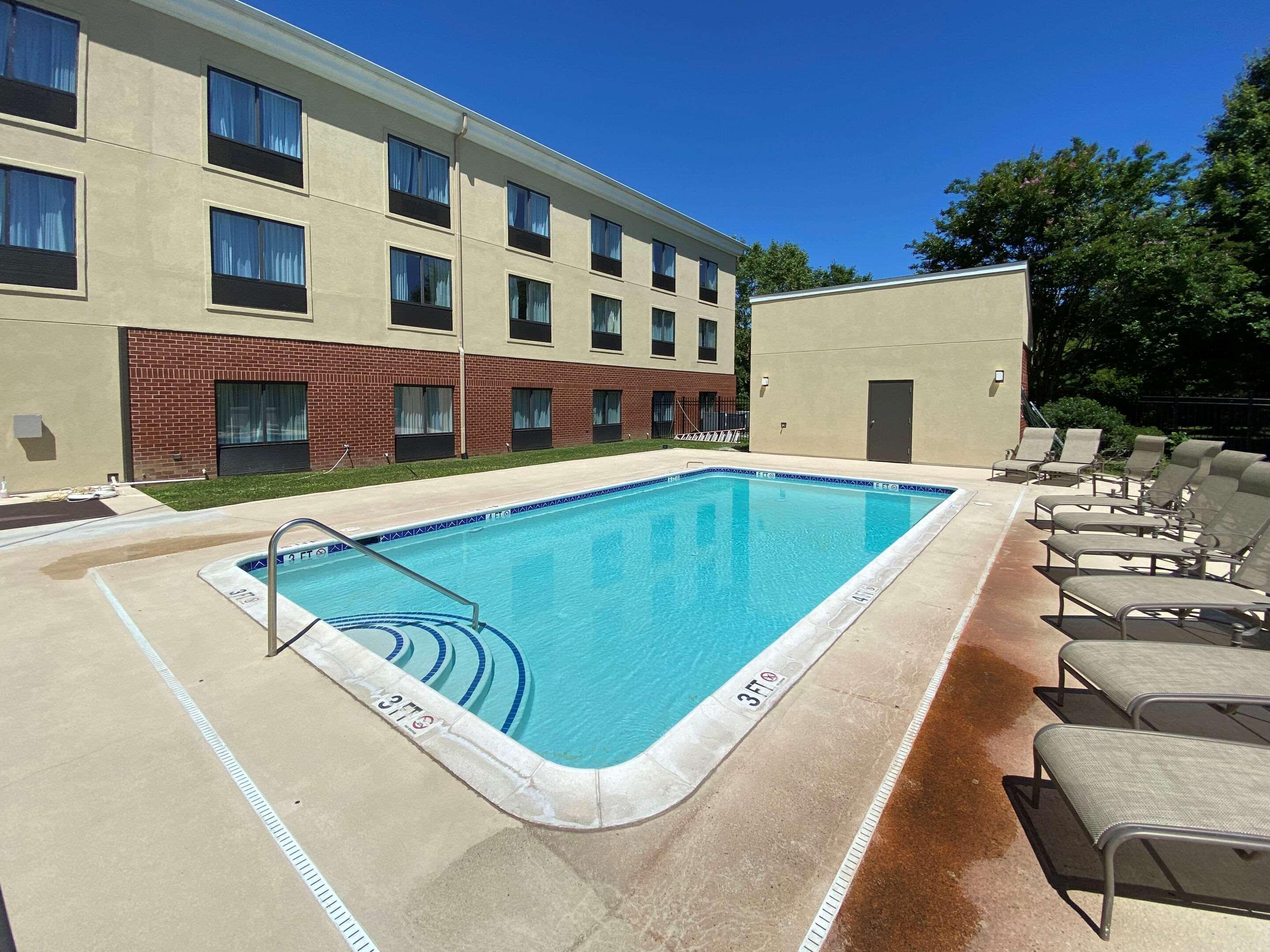 Comfort Inn & Suites Chestertown Exteriör bild
