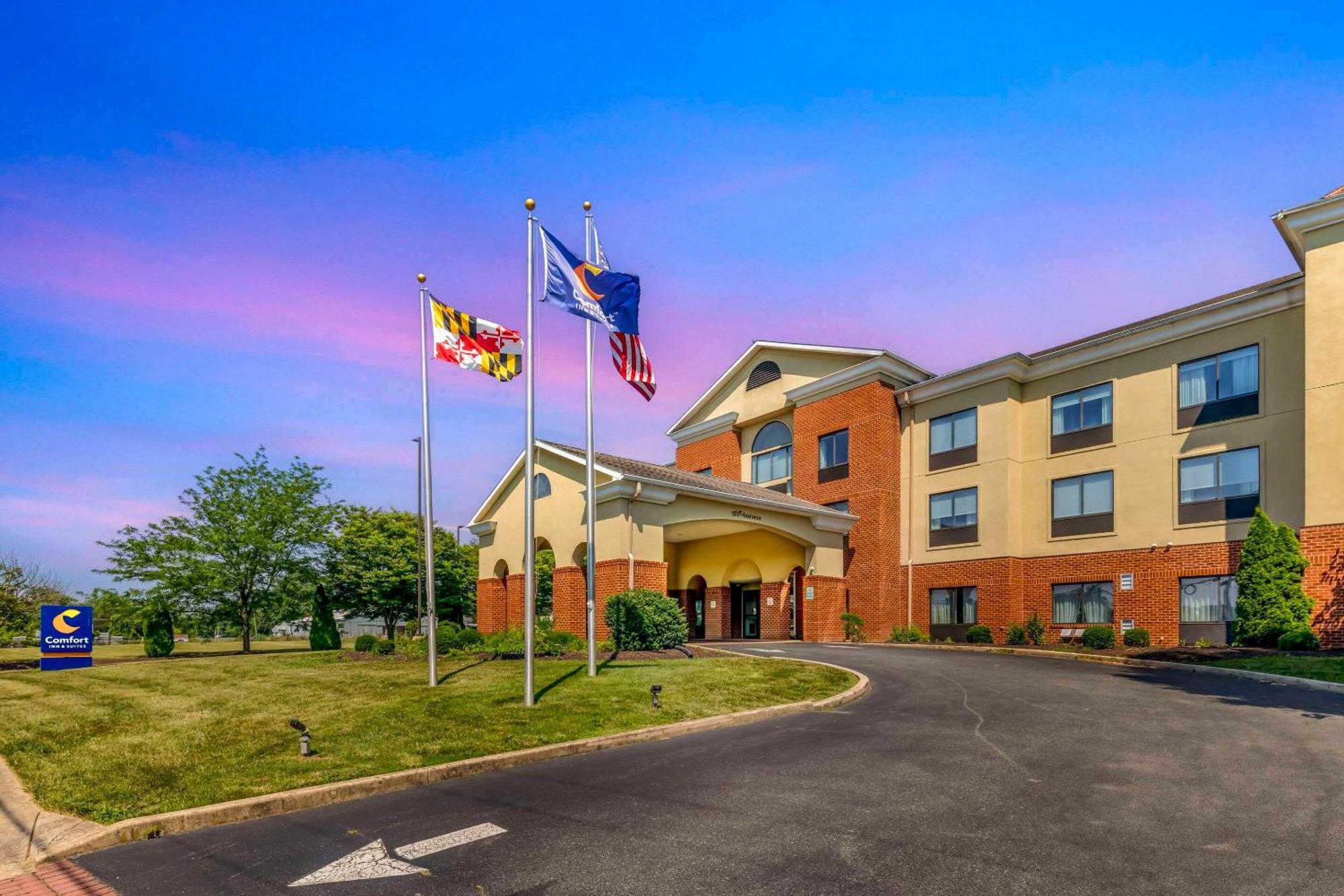 Comfort Inn & Suites Chestertown Exteriör bild